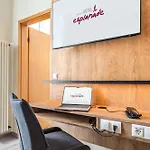 Отель Esplanade