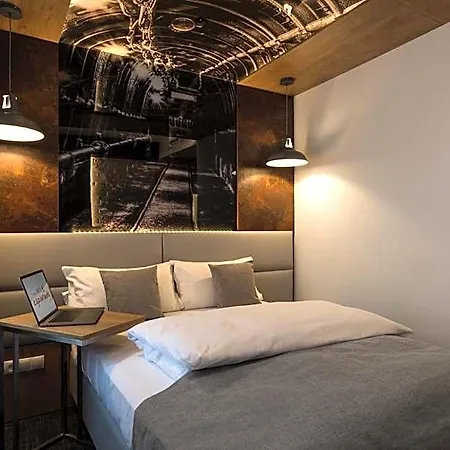 Esplanade 4*